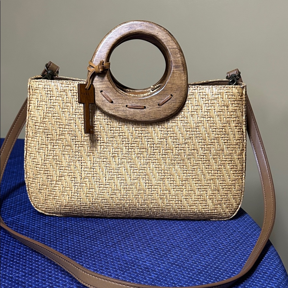 Fossil Woven Pattern Handbag Wood Handle & Key Women’s Purse crossbody ZB 3864